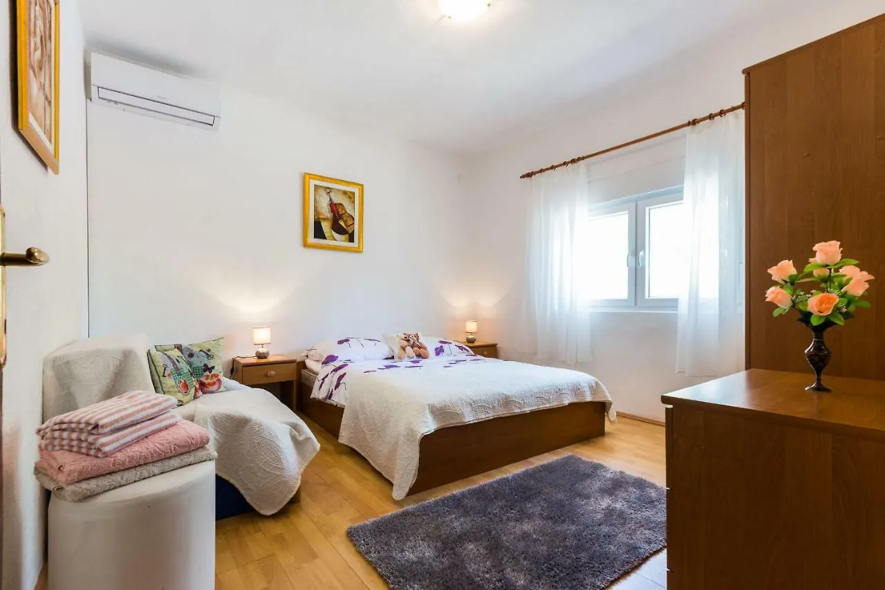 Holiday Home Flora Zadar Croatia