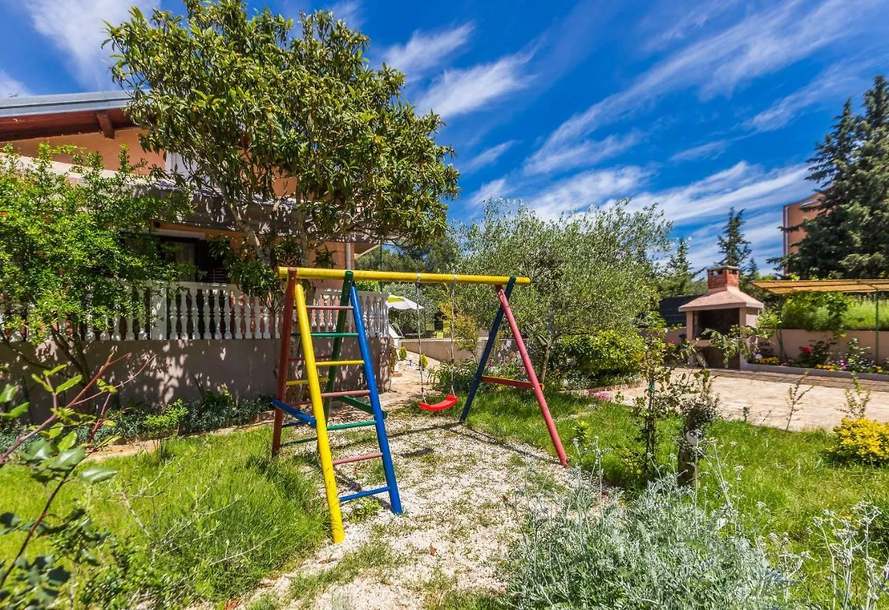 Holiday Home Flora Zadar