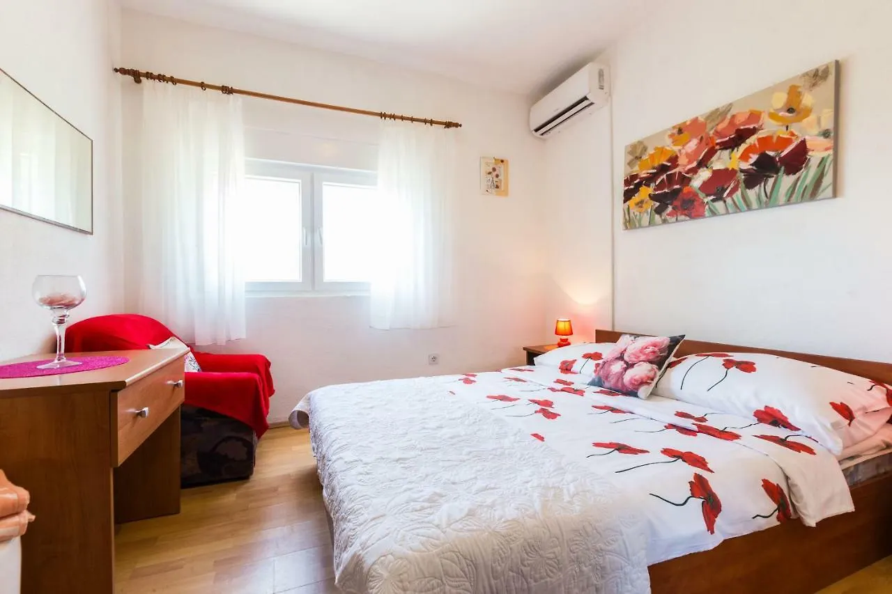 Holiday Home Flora Zadar