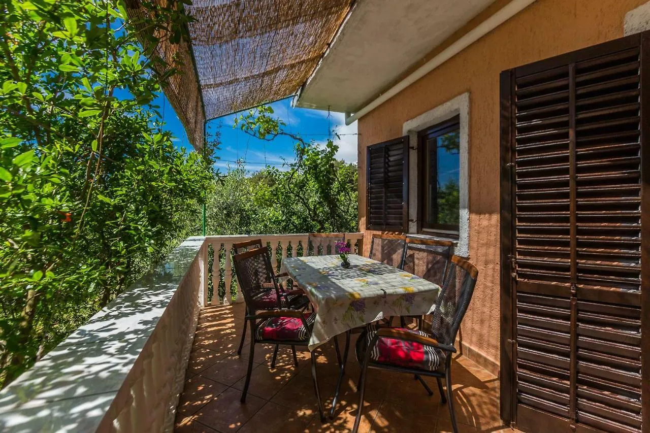 Holiday Home Flora Zadar