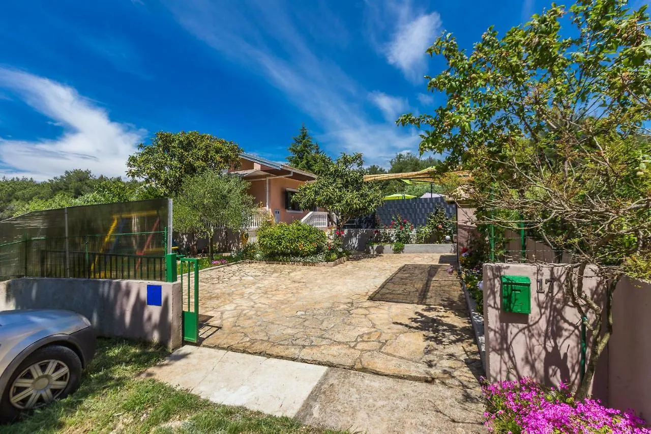 Holiday Home Flora Zadar
